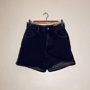NWOT // ZARA - Black Hi - Rise Mom Denim Shorts